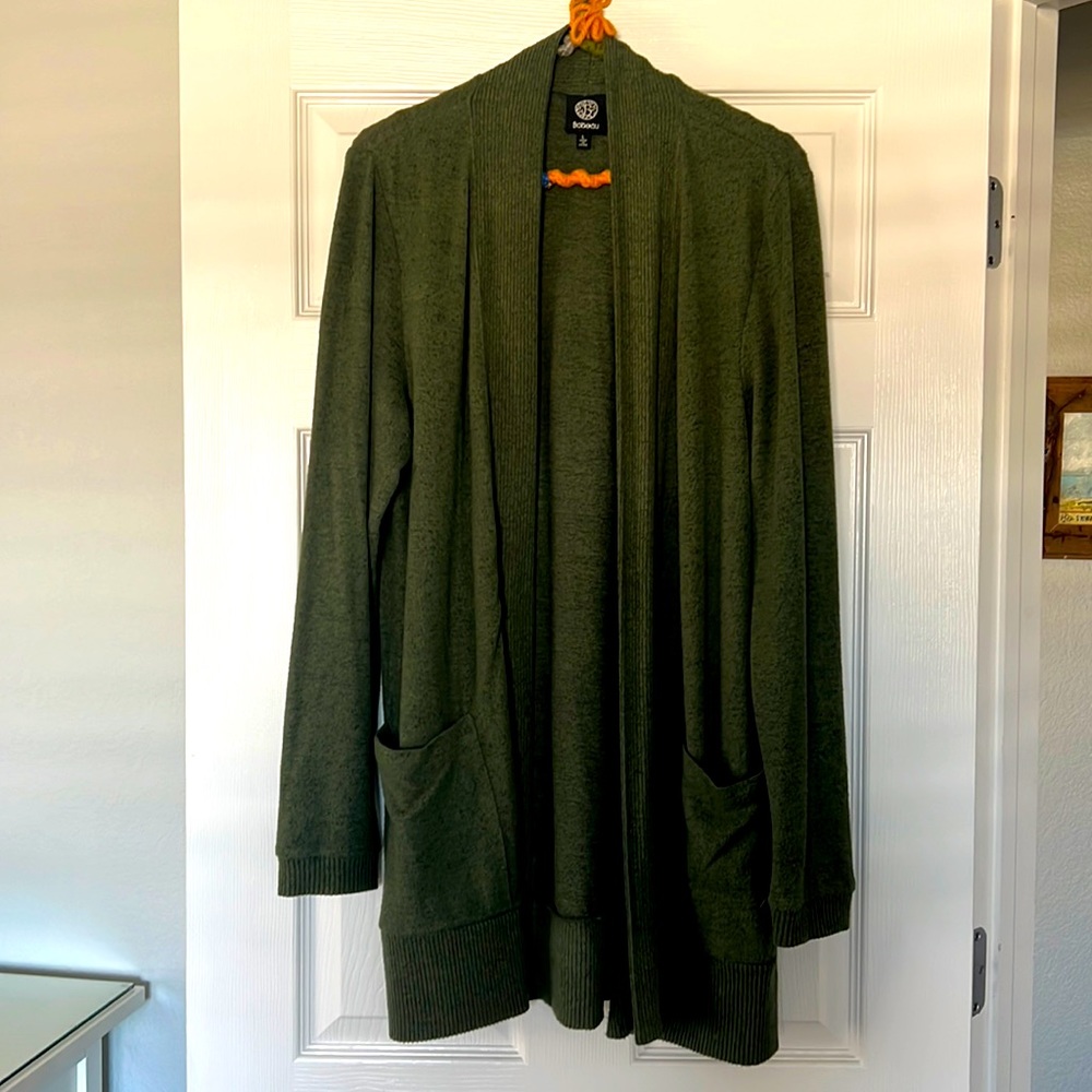 Bobeau army green open cardigan sweater. Size Large
